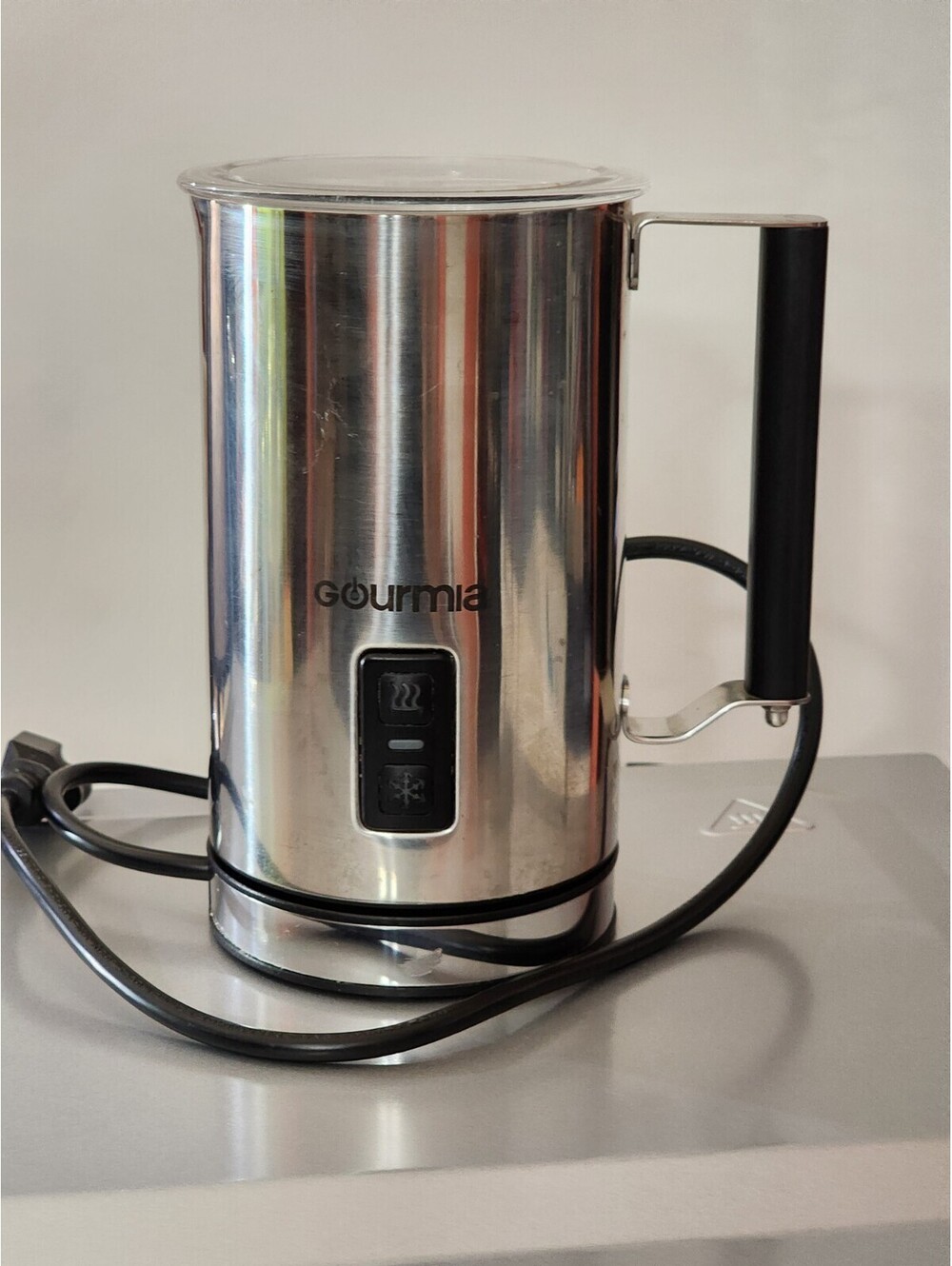 Espumador electronico De Leche Fría O Caliente Marca Gourmia